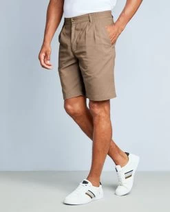 Pleat Front Comfort Shorts Antique Beige
